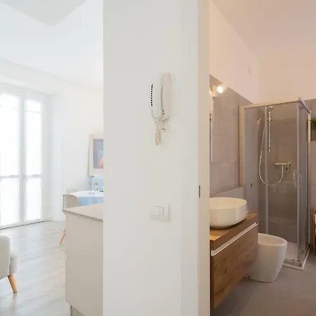 The Little By Rent Apartment Como