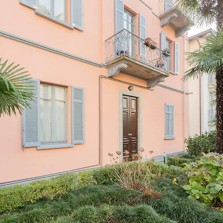 Apartment The Little By Rent Como