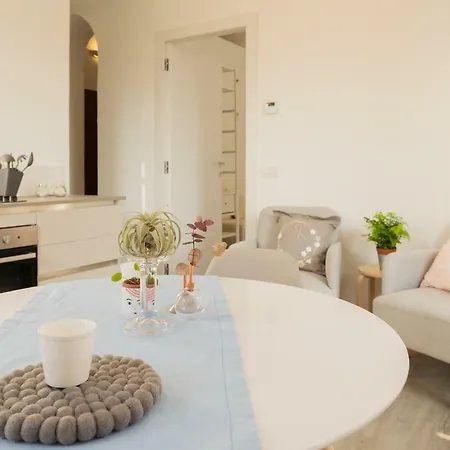 The Little By Rent Apartamento Como